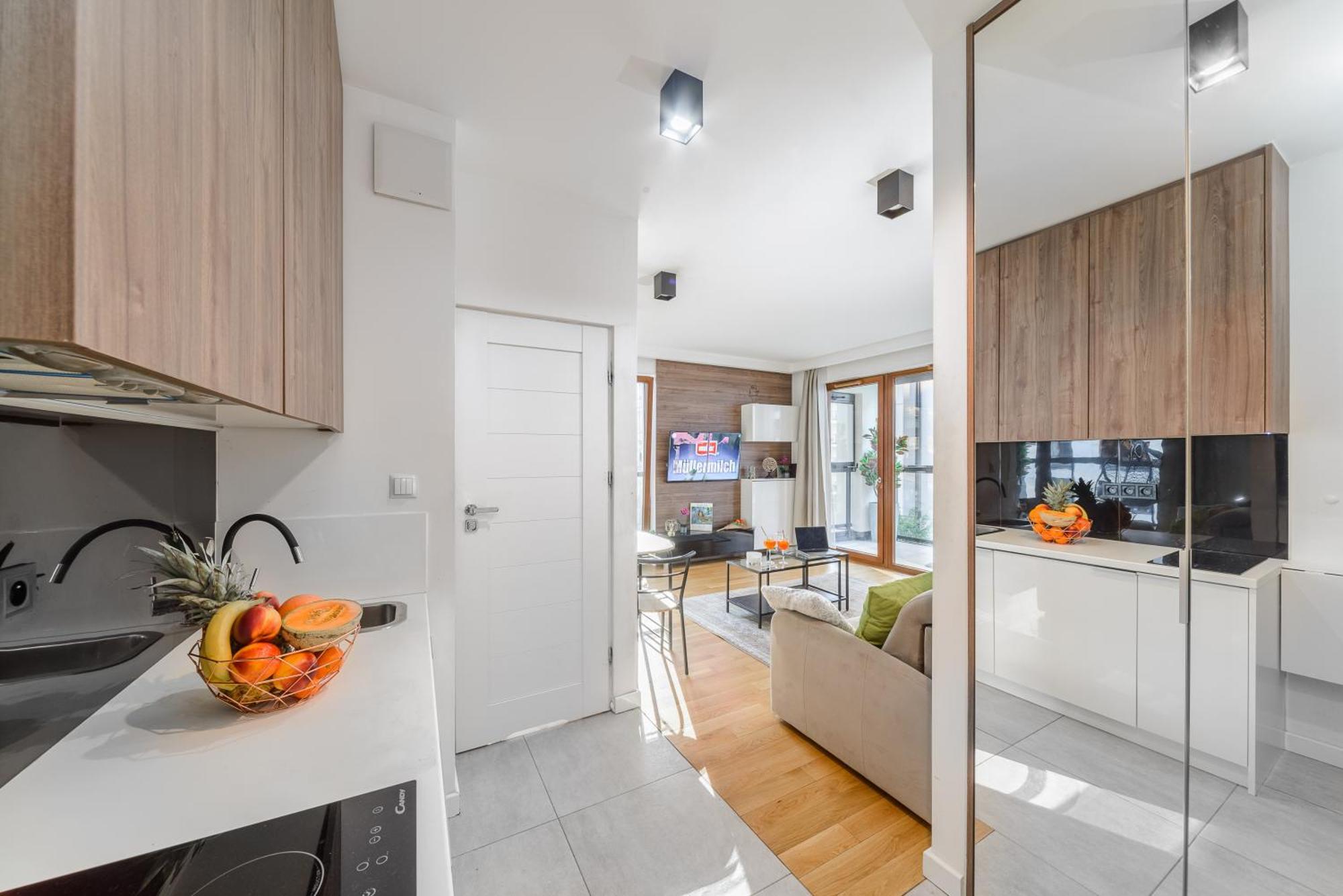Lumina Apartment With Parking Near Muzeum Powstania Varşova Dış mekan fotoğraf