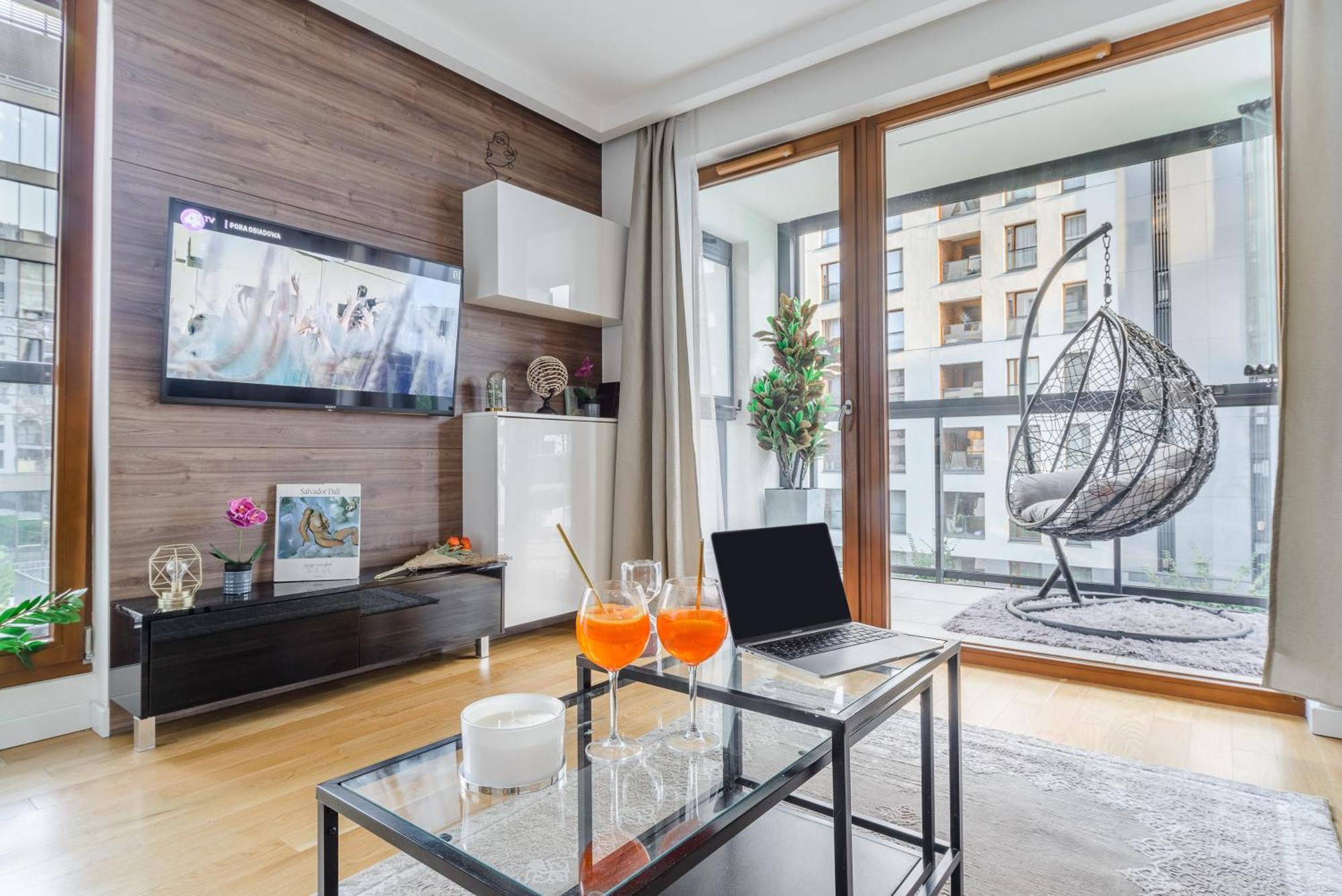 Lumina Apartment With Parking Near Muzeum Powstania Varşova Dış mekan fotoğraf