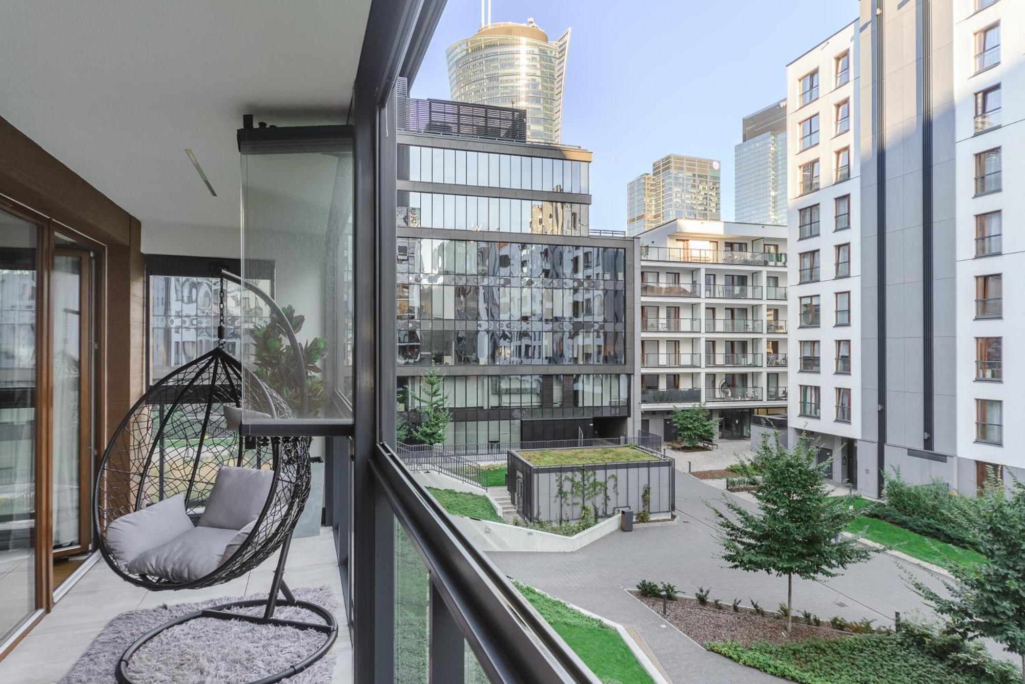Lumina Apartment With Parking Near Muzeum Powstania Varşova Dış mekan fotoğraf